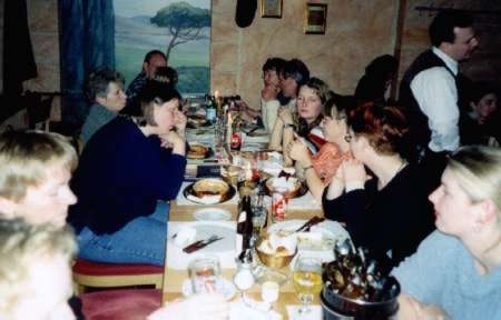 h.l.: Piet, ?, Luise, Susanne K., Nini, Andrea, v.r.: Siegi, Hemmie, Nina, Petra, Claudia II, Claudia